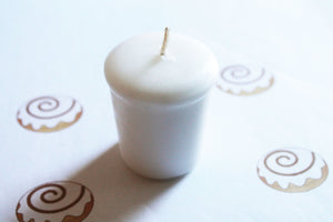 Cinnamon Bun Scented Votive Candle, Home Decor White Candles, Weird Gifts Candles, Valentines Gift